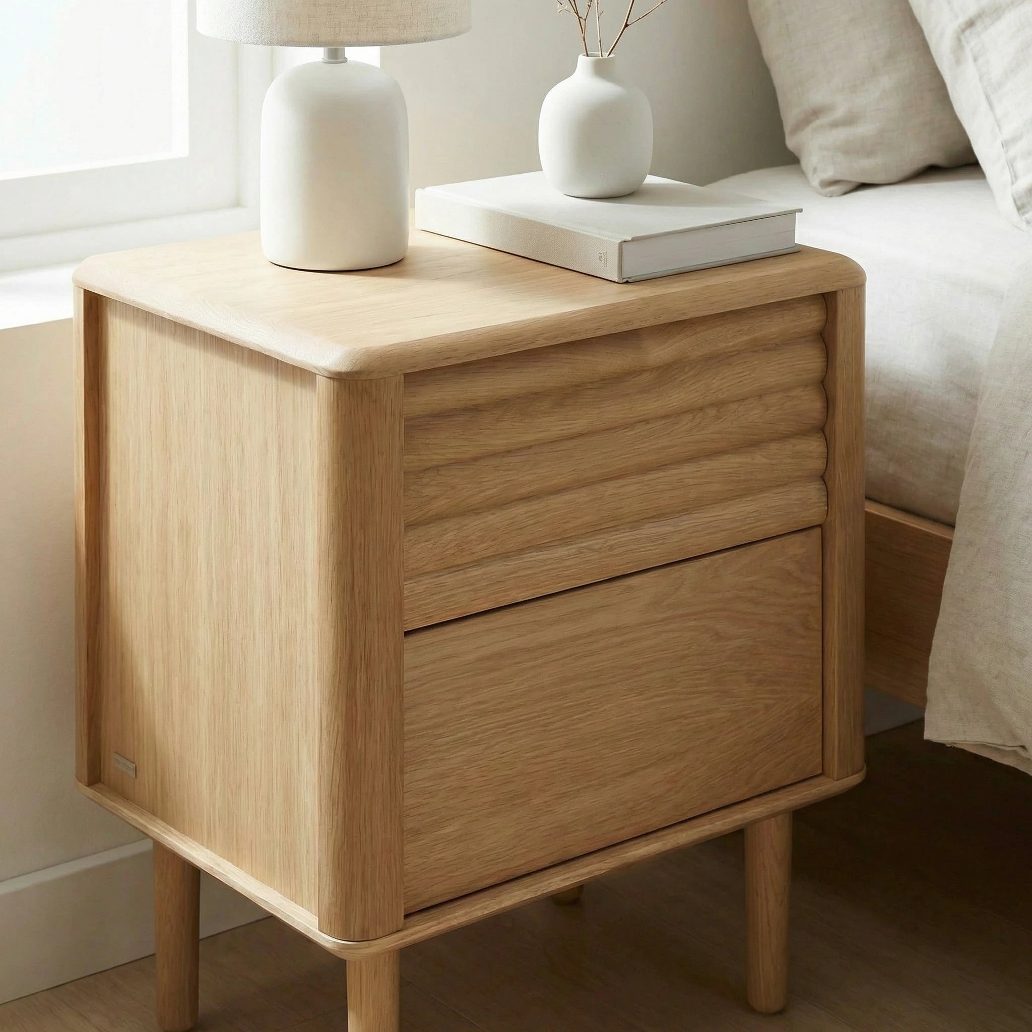 Manilva Nachttisch aus Holz