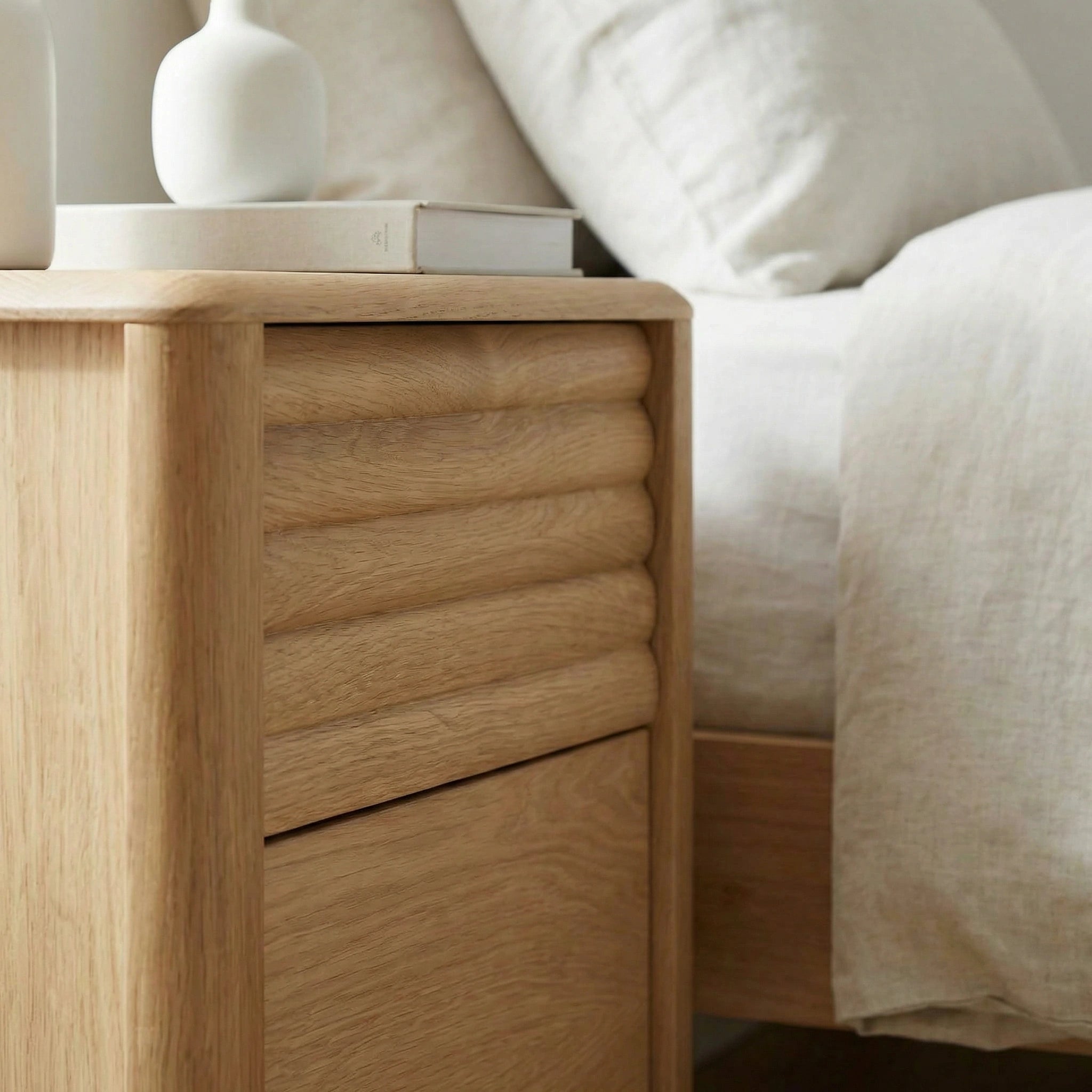 Manilva Nachttisch aus Holz