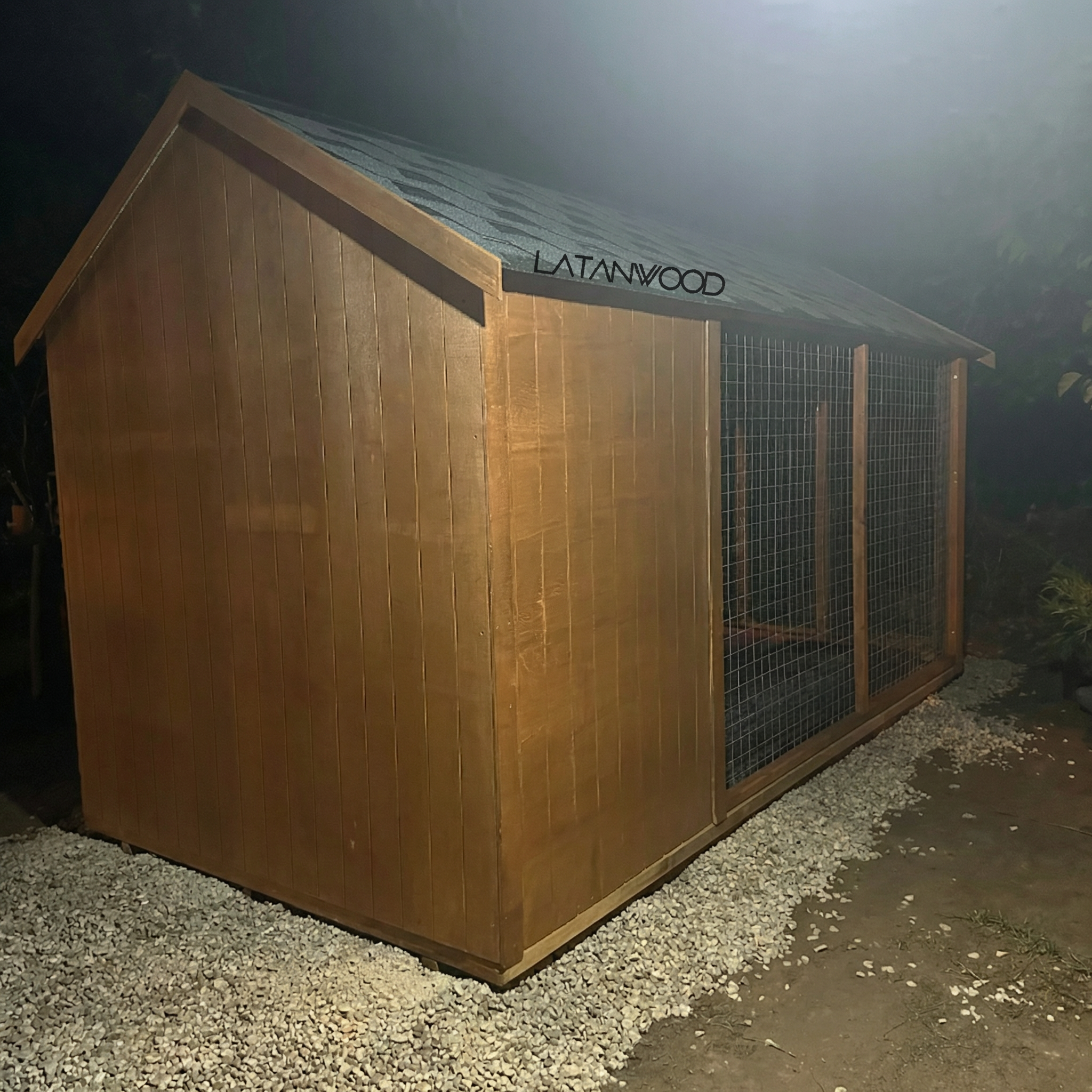 Belis Wooden Dog House