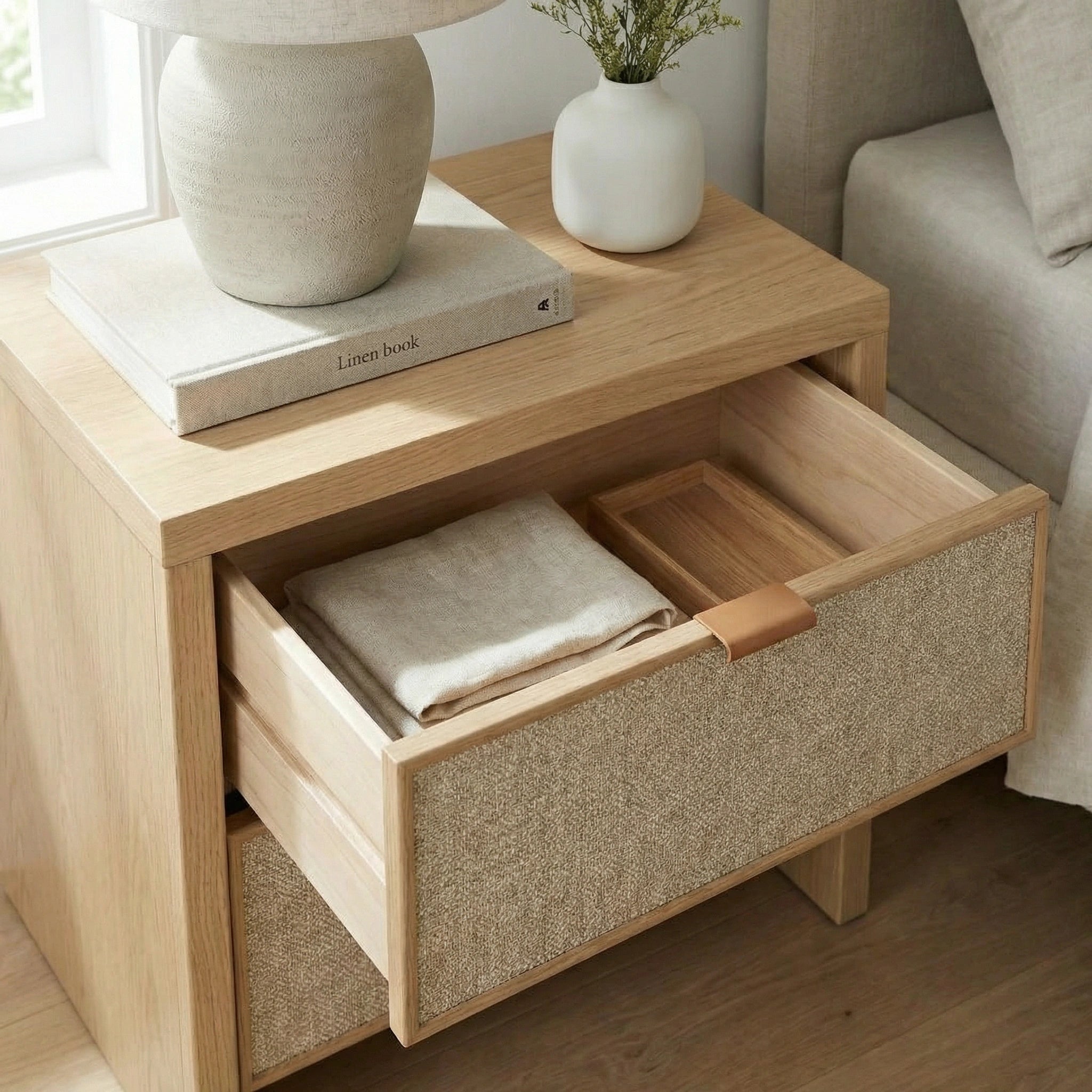 Ambience Hazeranlı Komodin