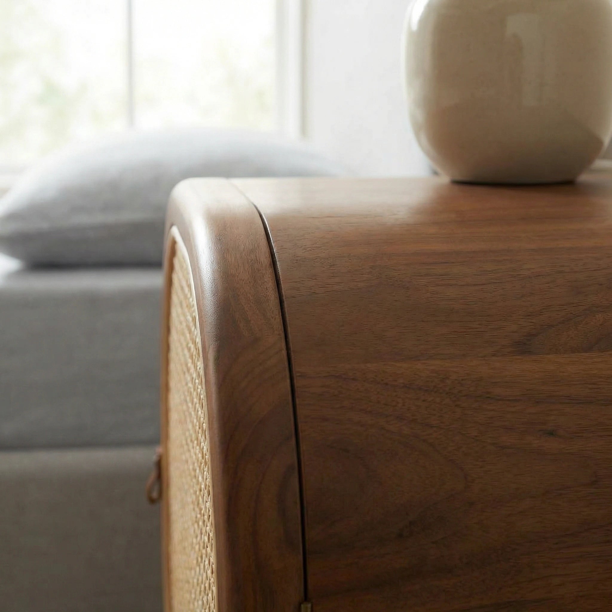 Faela Hazeranlı Wooden Nightstand