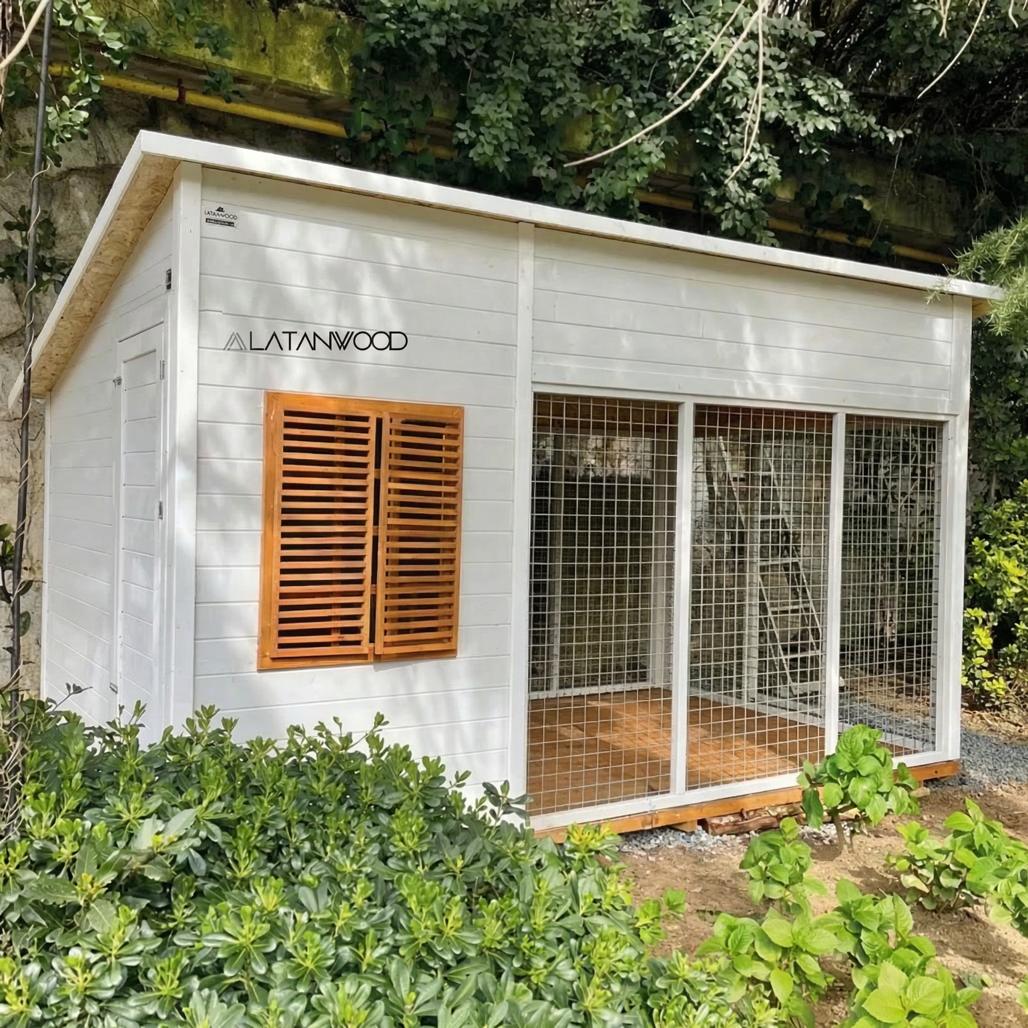 Hundehütte aus Holz „Leia“