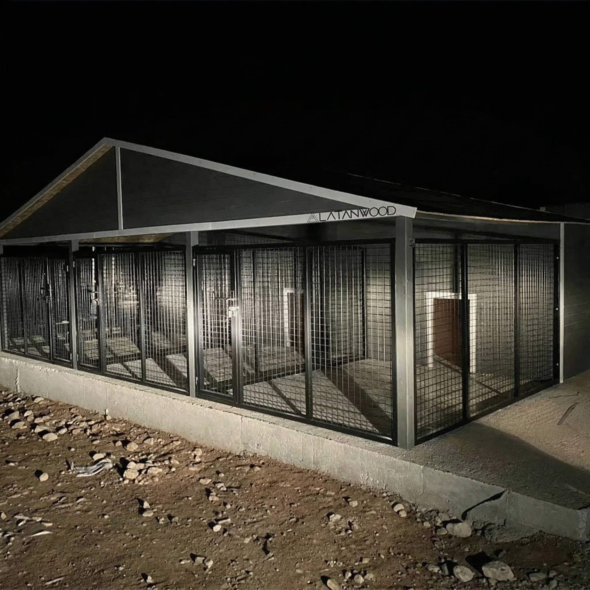 Nick Wooden Dog House