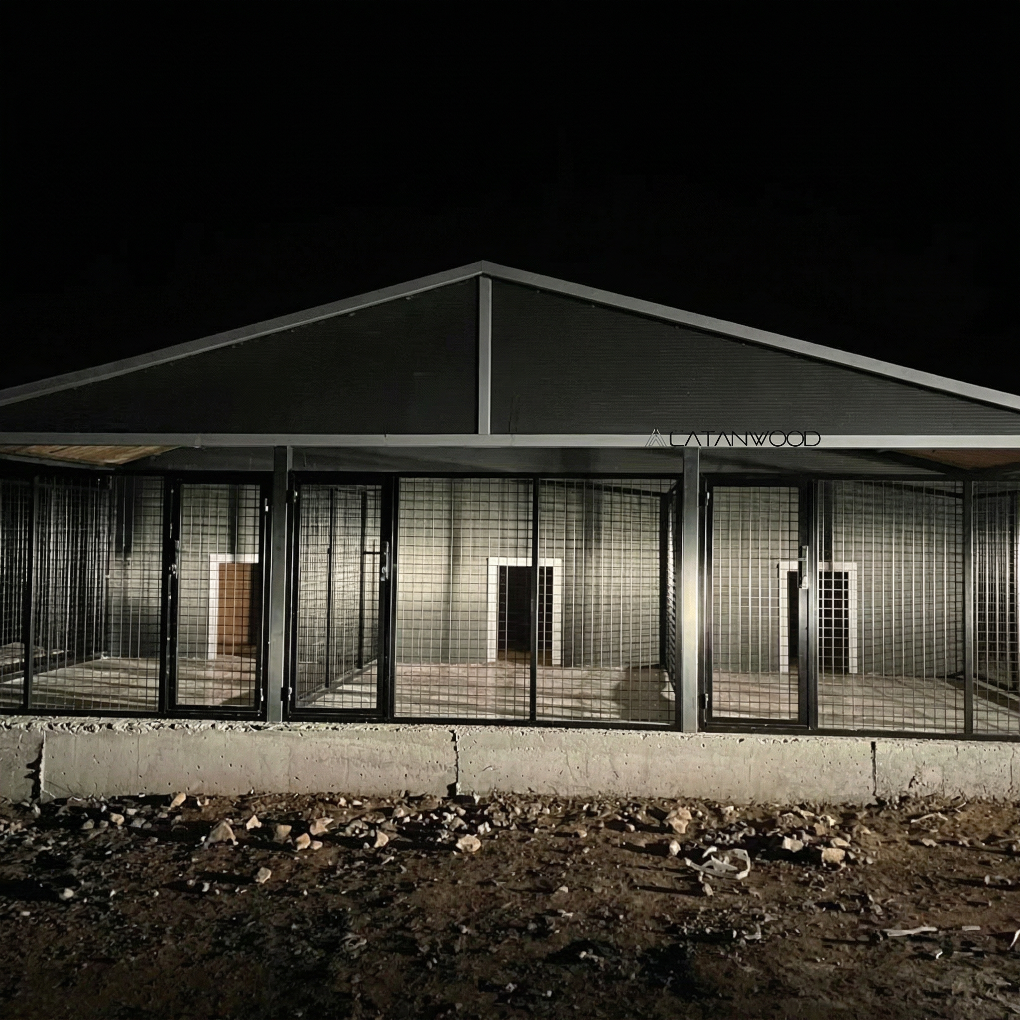 Nick Wooden Dog House