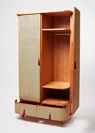 Francesco Hazeranlı Holz-Kleiderschrank