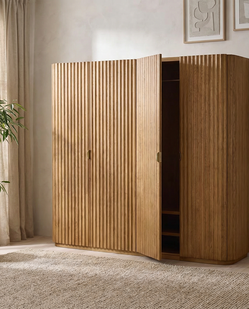 Fuzzy Ahşap Gardırop