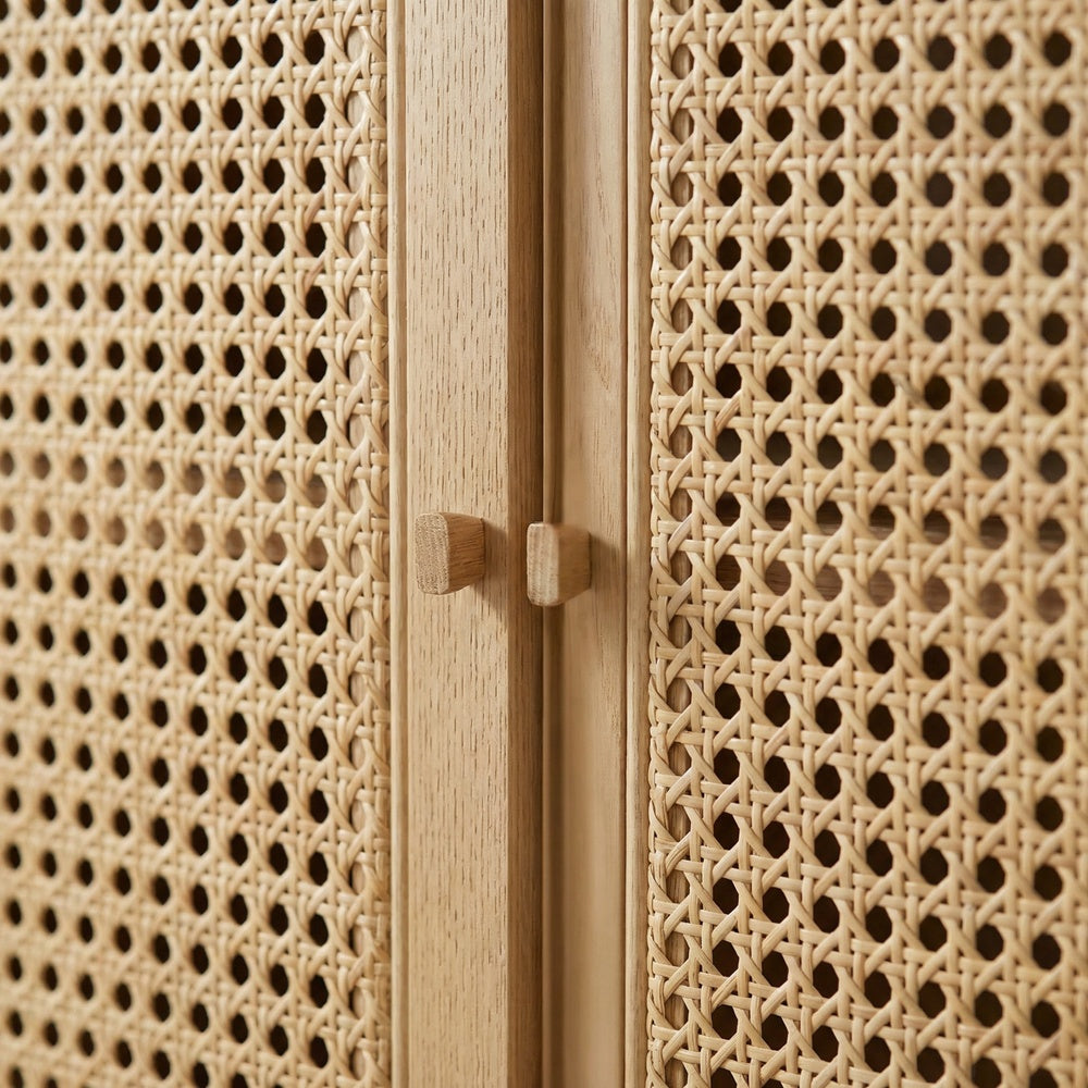 Limby Hazeranlı Holzschrank