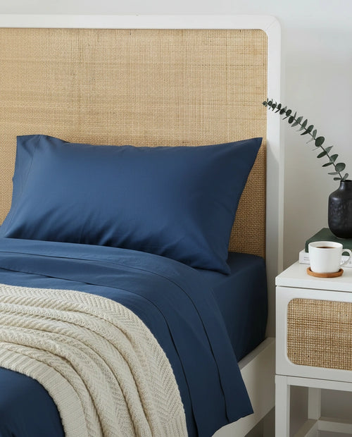 Noras Hazeranlı Wooden Bedstead