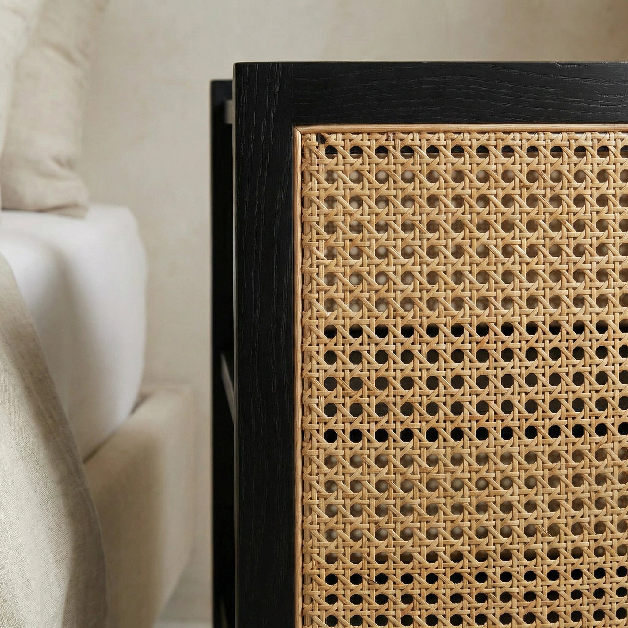 Purpo Hazeranlı Wooden Nightstand