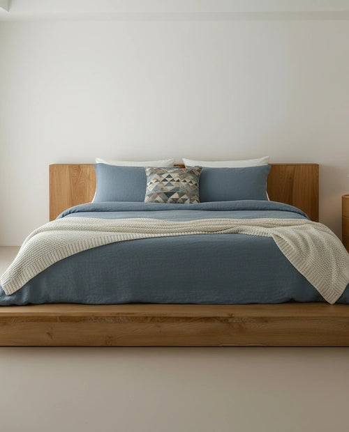 Sitaw Wooden Bedstead 