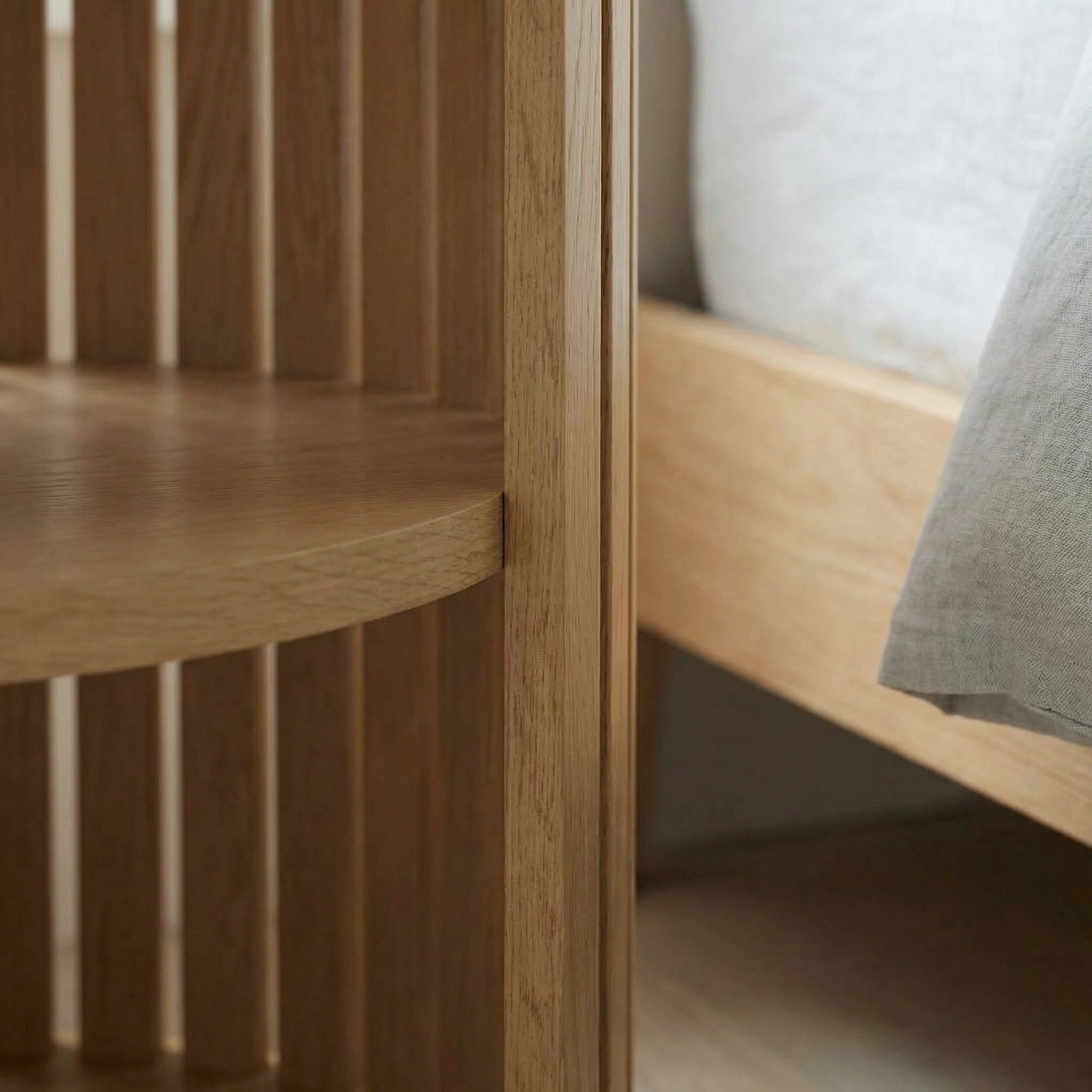 Spai Holz-Nachttisch 