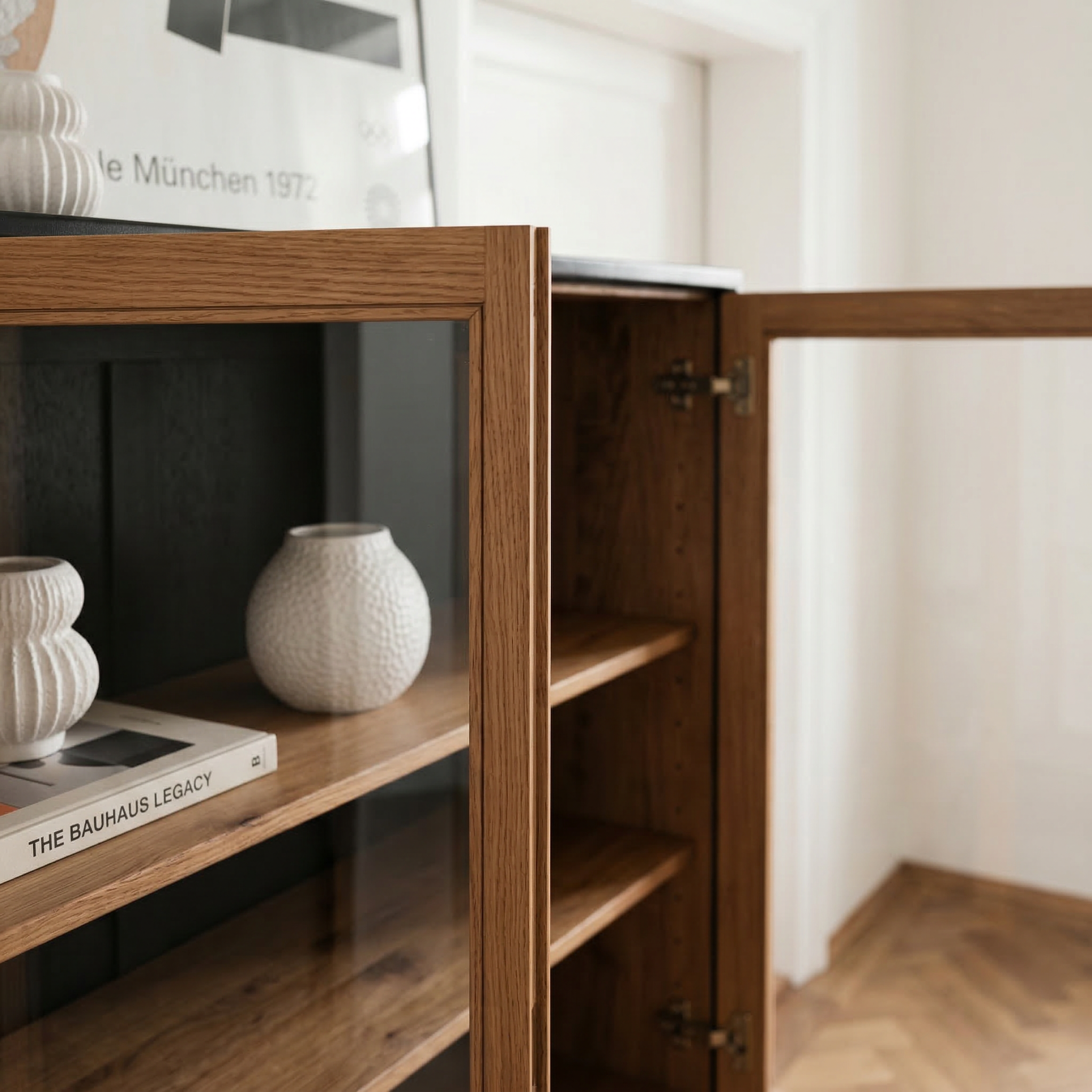 Tulina Ahşap Vitrin