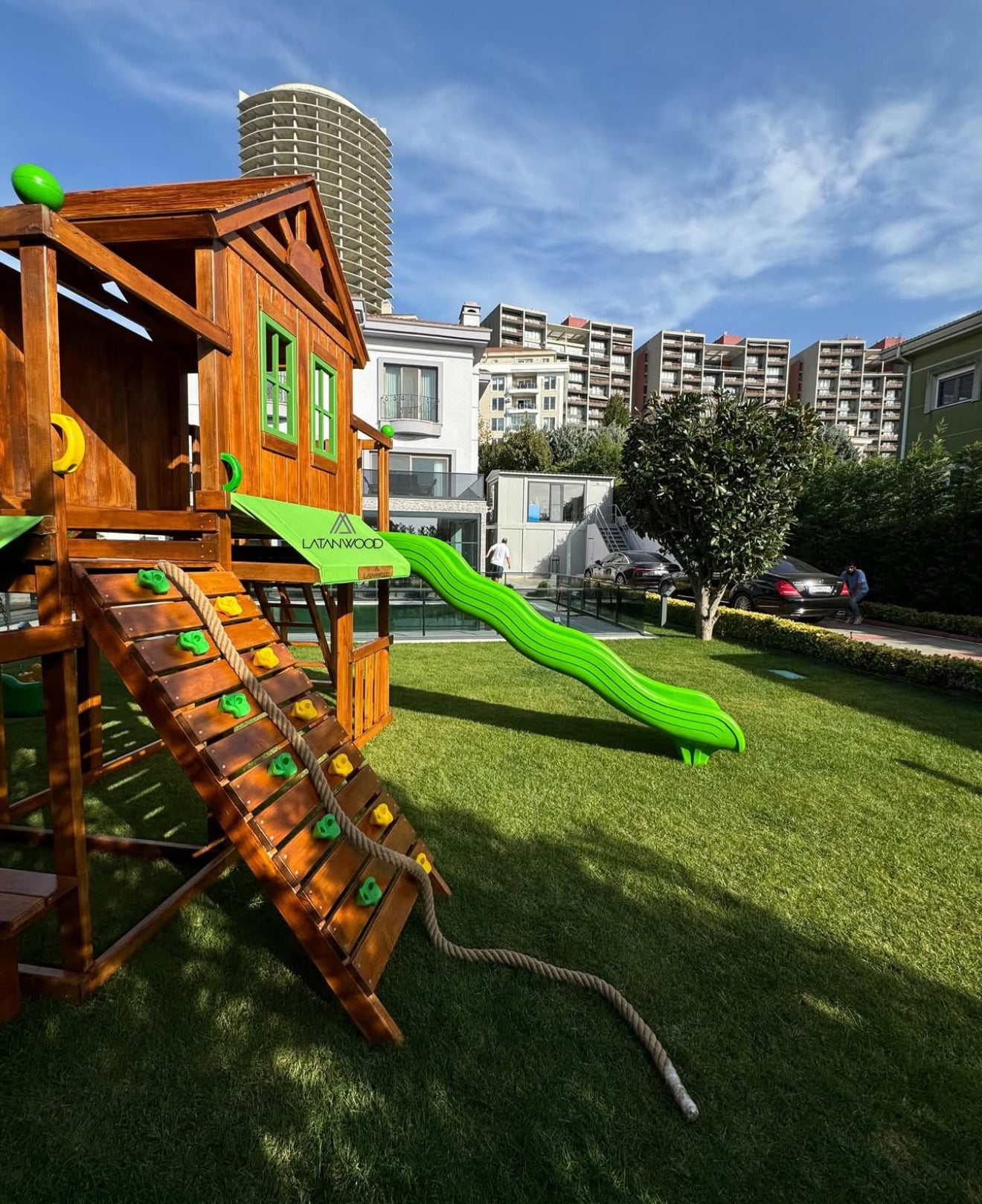 Bahçe oyun evi, çoklu oyun alanı ve ahşap macera parkı – Latanwood