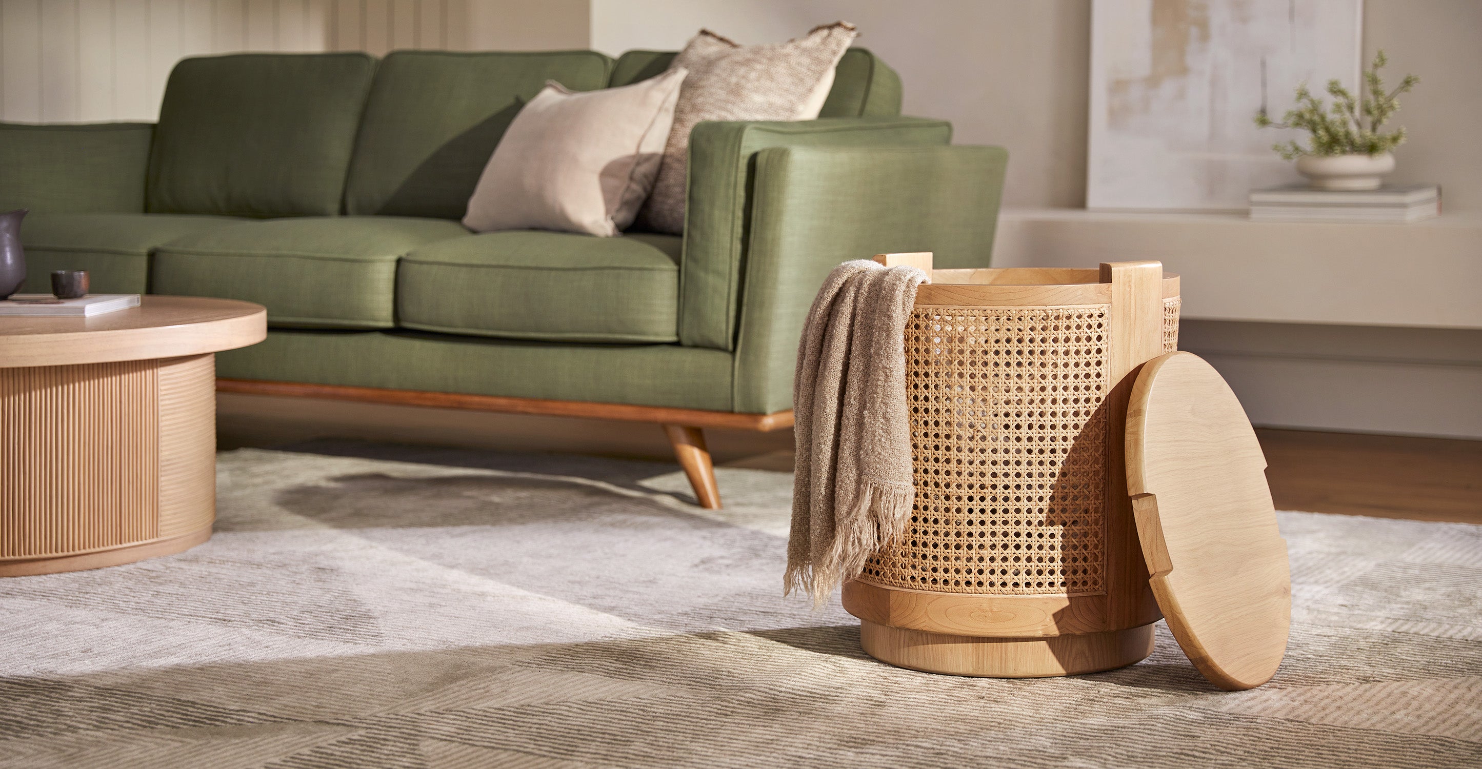 Venola Hazeranlı Wooden Coffee Table 